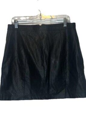 Women’s Faux Leather Mini Skirt XLg Black Straight Accent Zippers NEW